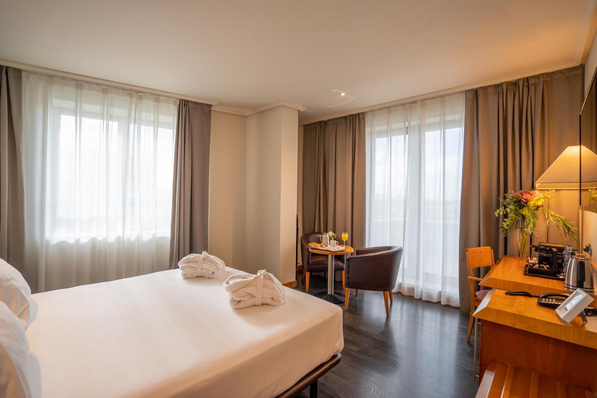 Abba Sants Hotel Barcelona Exterior photo